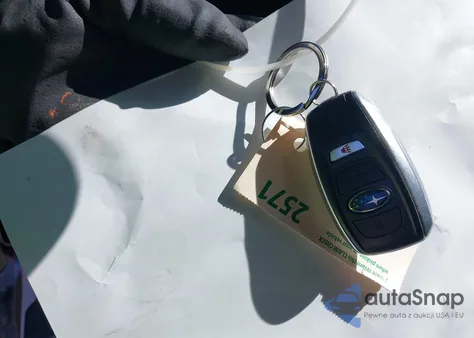 2016 Subaru Outback 2.5I Limited из США, поврежденный, VIN 4S4BSBNC1G3257741